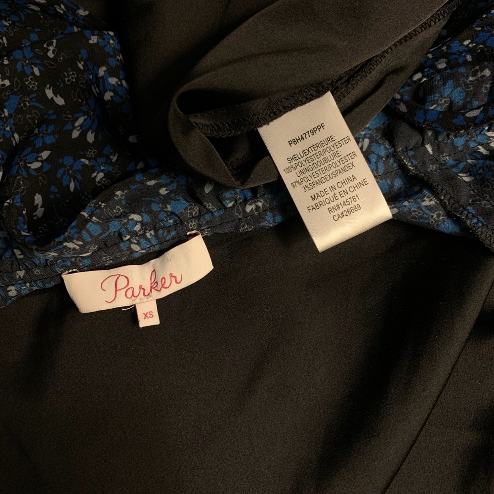 Parker Black & Blue Floral Dress ๐ - Picture 5 of 5
